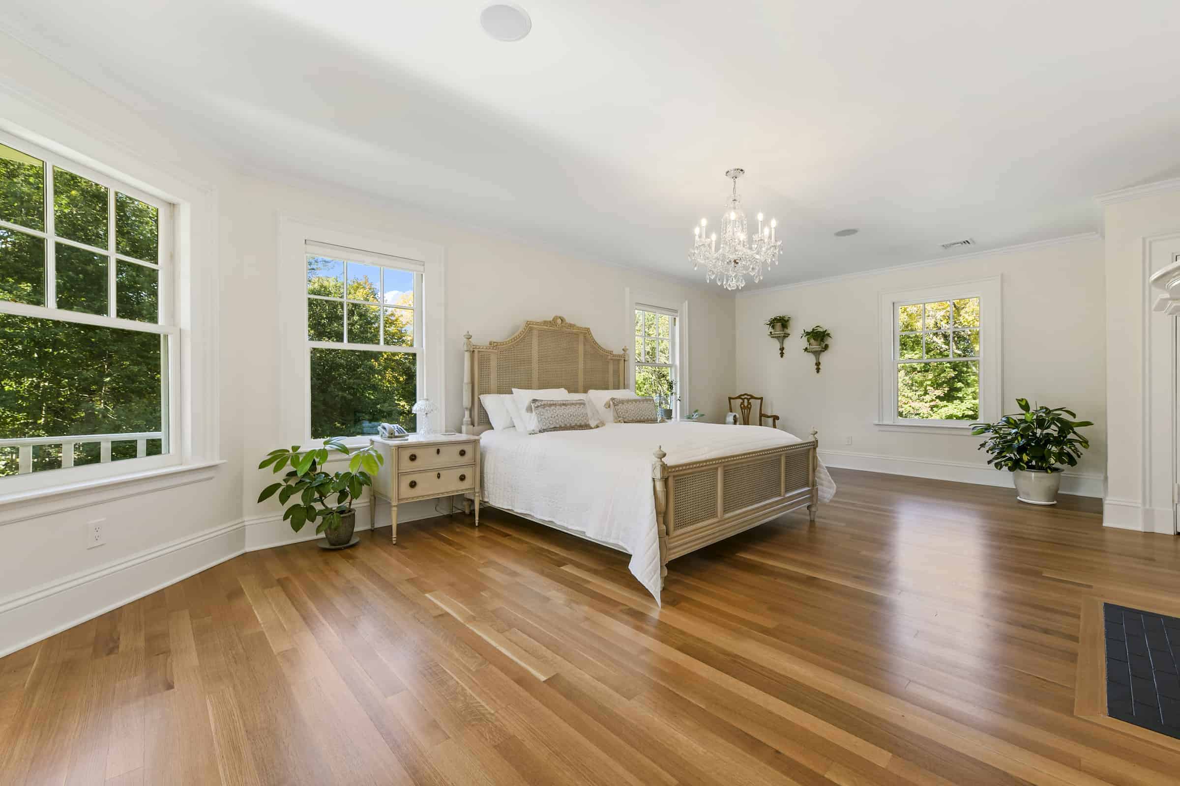 1452 Canton Avenue, Milton, MA 02186