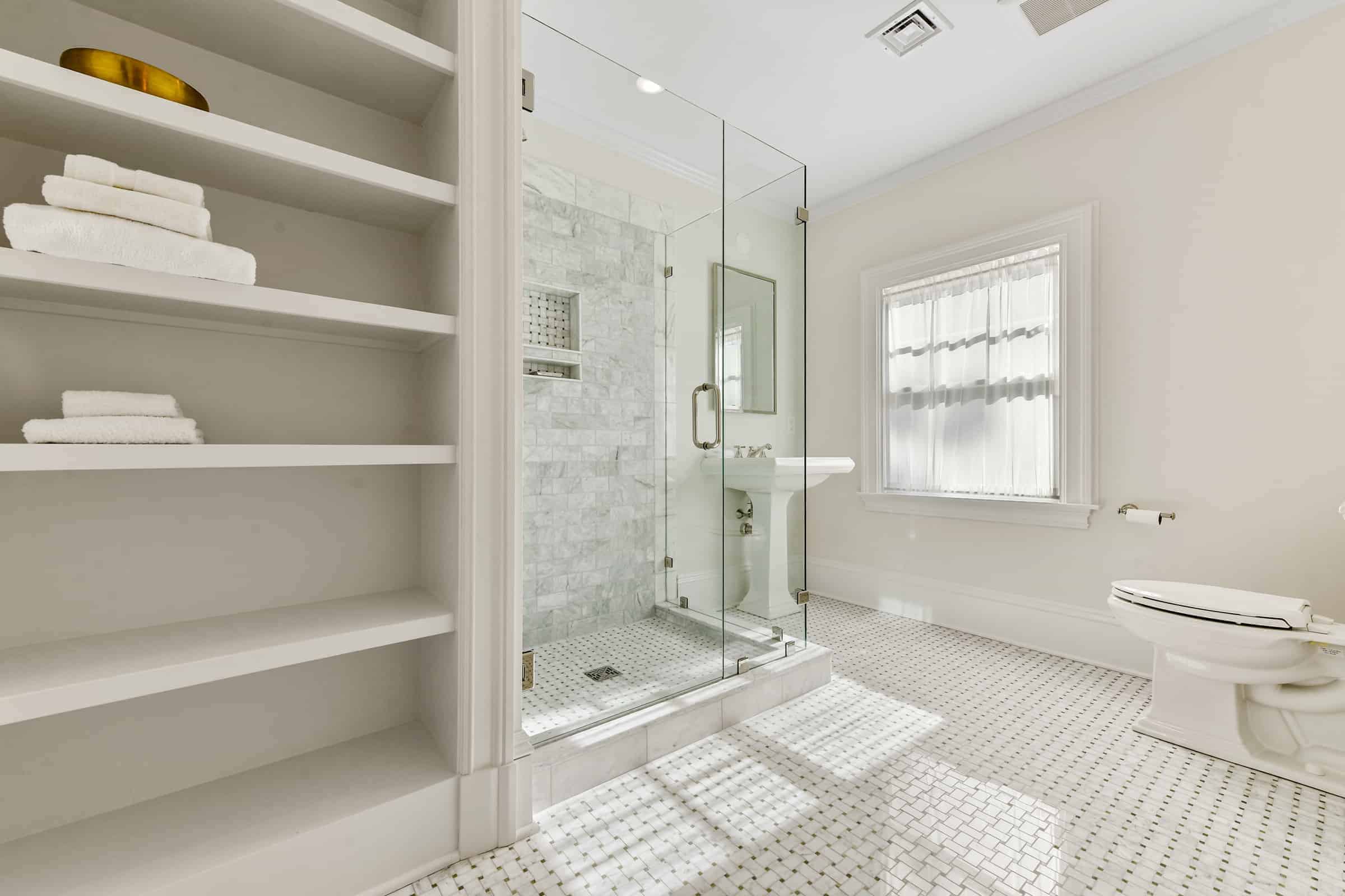 1452 Canton Avenue, Milton, MA 02186