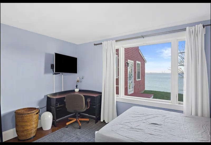 20 Bay View Avenue Quincy MA