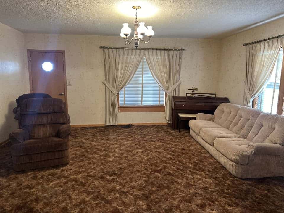 9413 E Castleton R Haven KS