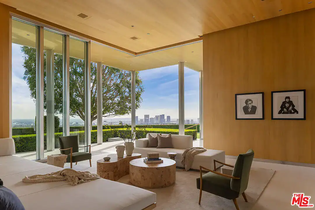 1261 Angelo Drive Beverly Hills CA 90210