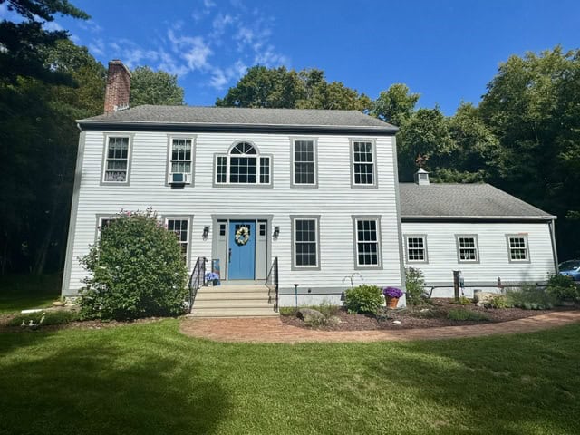 8 Fenton Bluffs Willington CT 06279