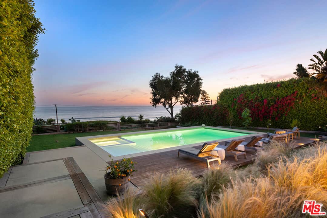 6453 Guernsey Avenue Malibu CA 90265