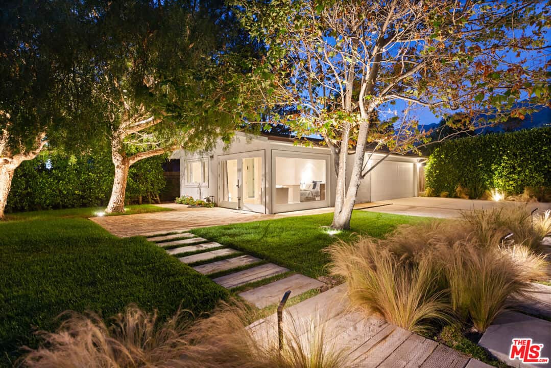 6453 Guernsey Avenue Malibu CA 90265