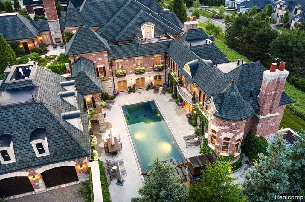 2756 Turtle Bluff Drive Bloomfield Hills MI 48302