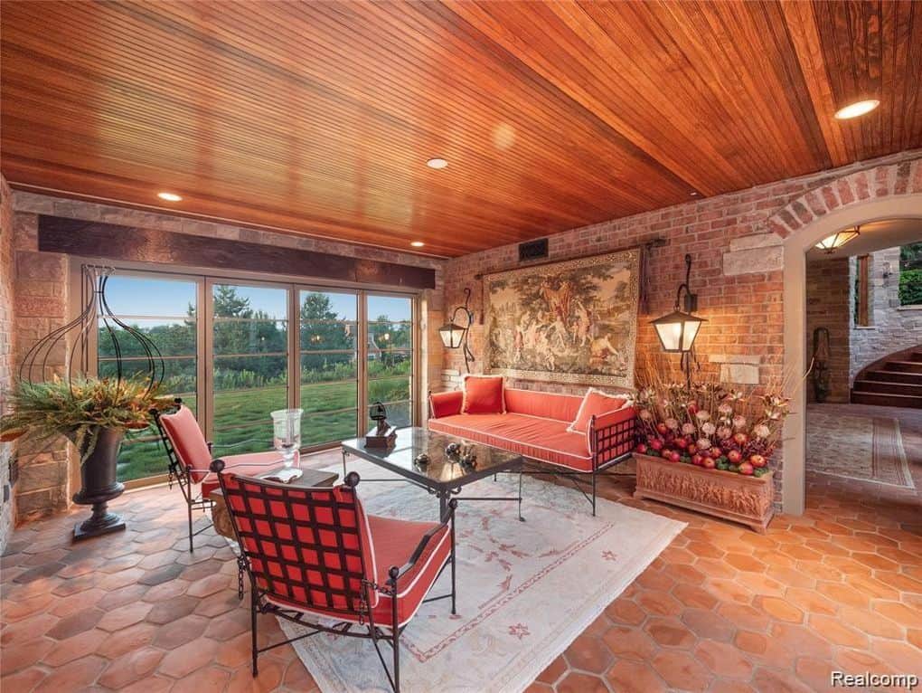 2756 Turtle Bluff Drive Bloomfield Hills MI 48302