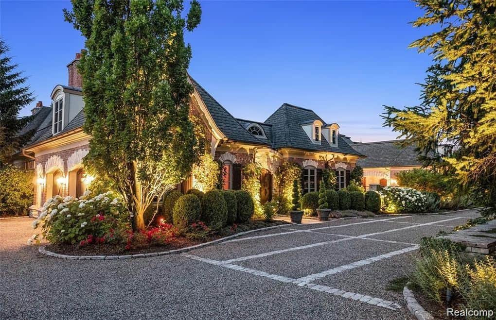 2756 Turtle Bluff Drive Bloomfield Hills MI 48302