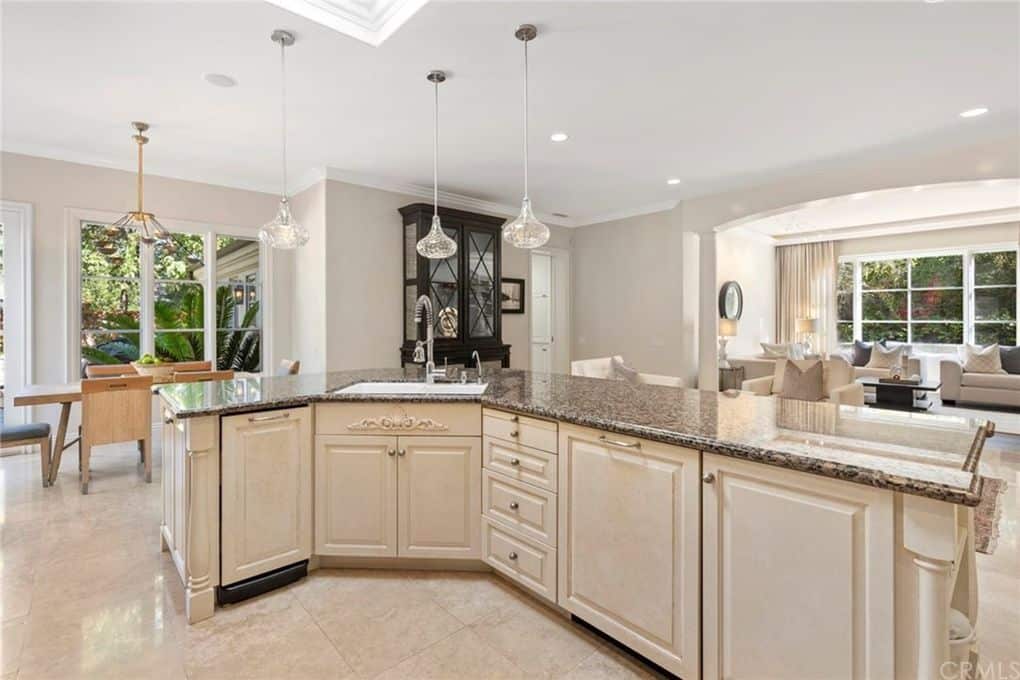 4 Winged Foot Lane CA 92660