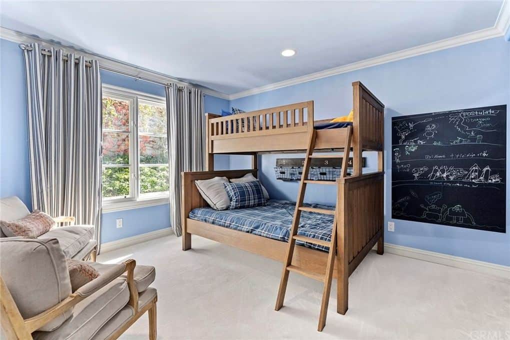 4 Winged Foot Lane CA 92660