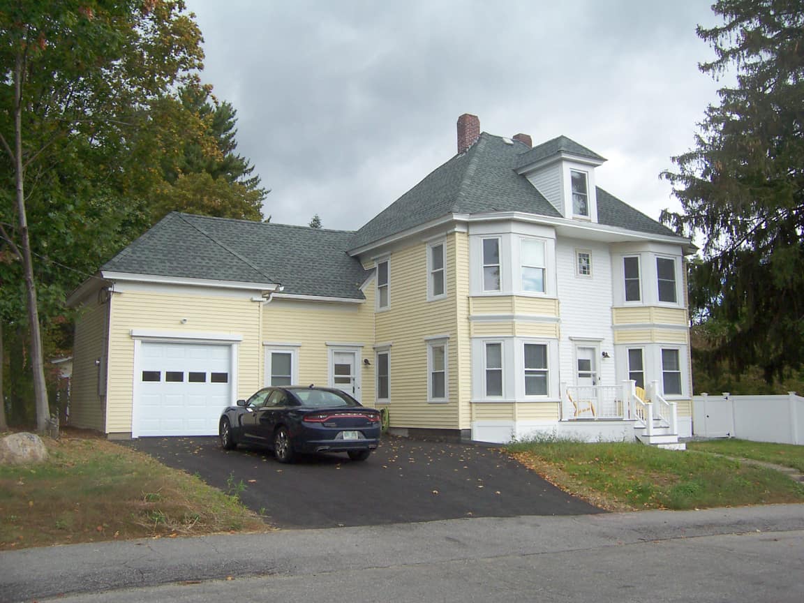 12 School Street Plymouth NH 03264