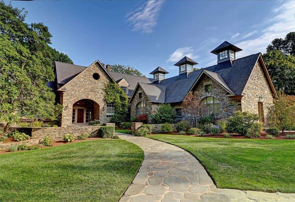 266 Rumstick Road Barrington RI 02806