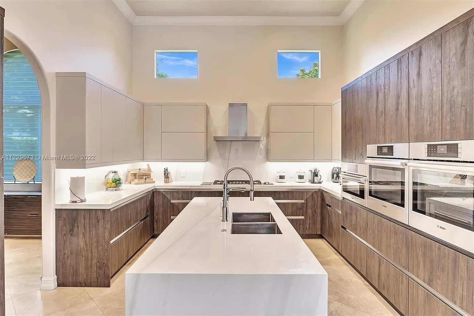 11029 Blackhawk Boulevard Davie FL 33328