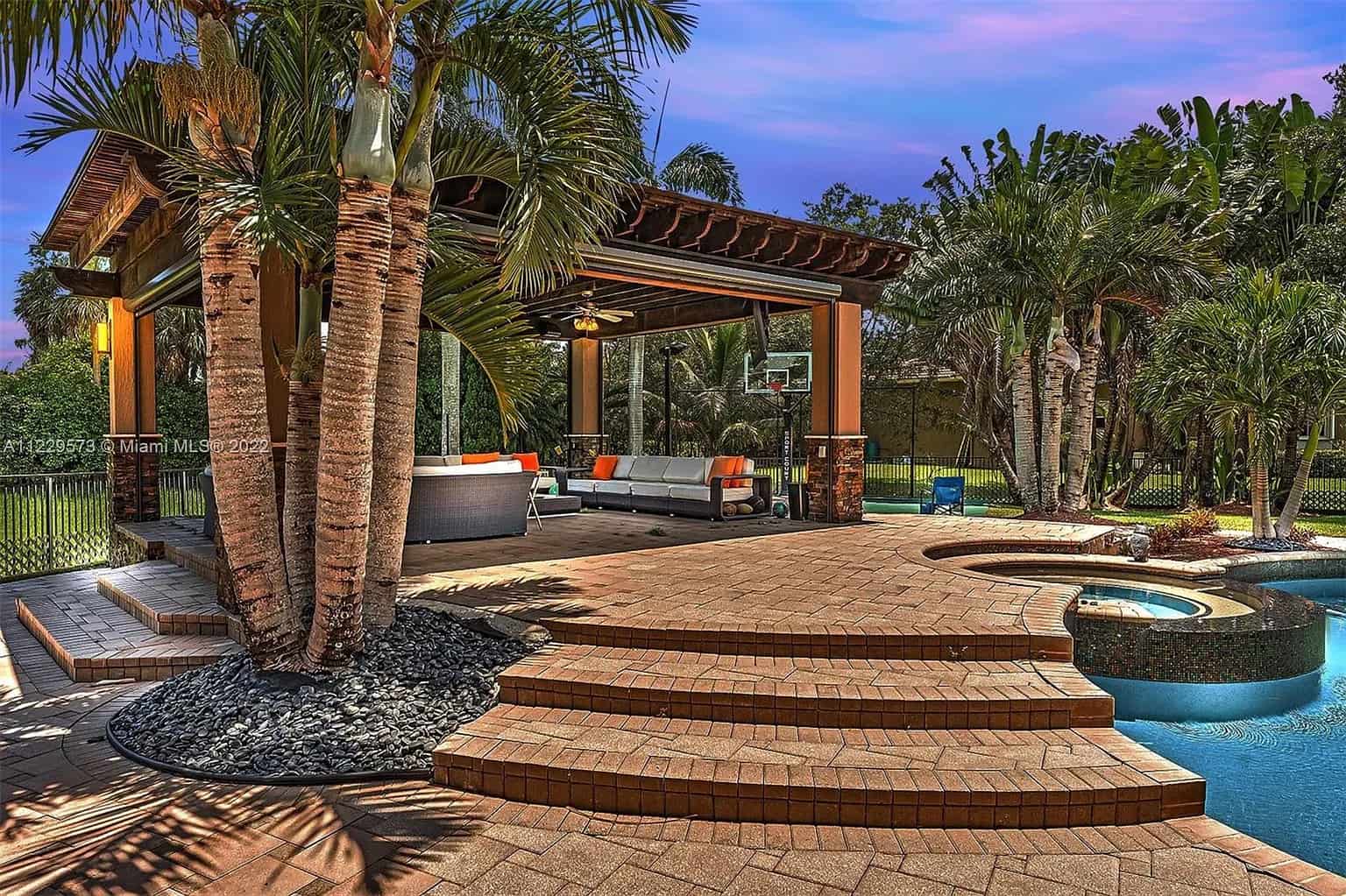 11029 Blackhawk Boulevard Davie FL 33328