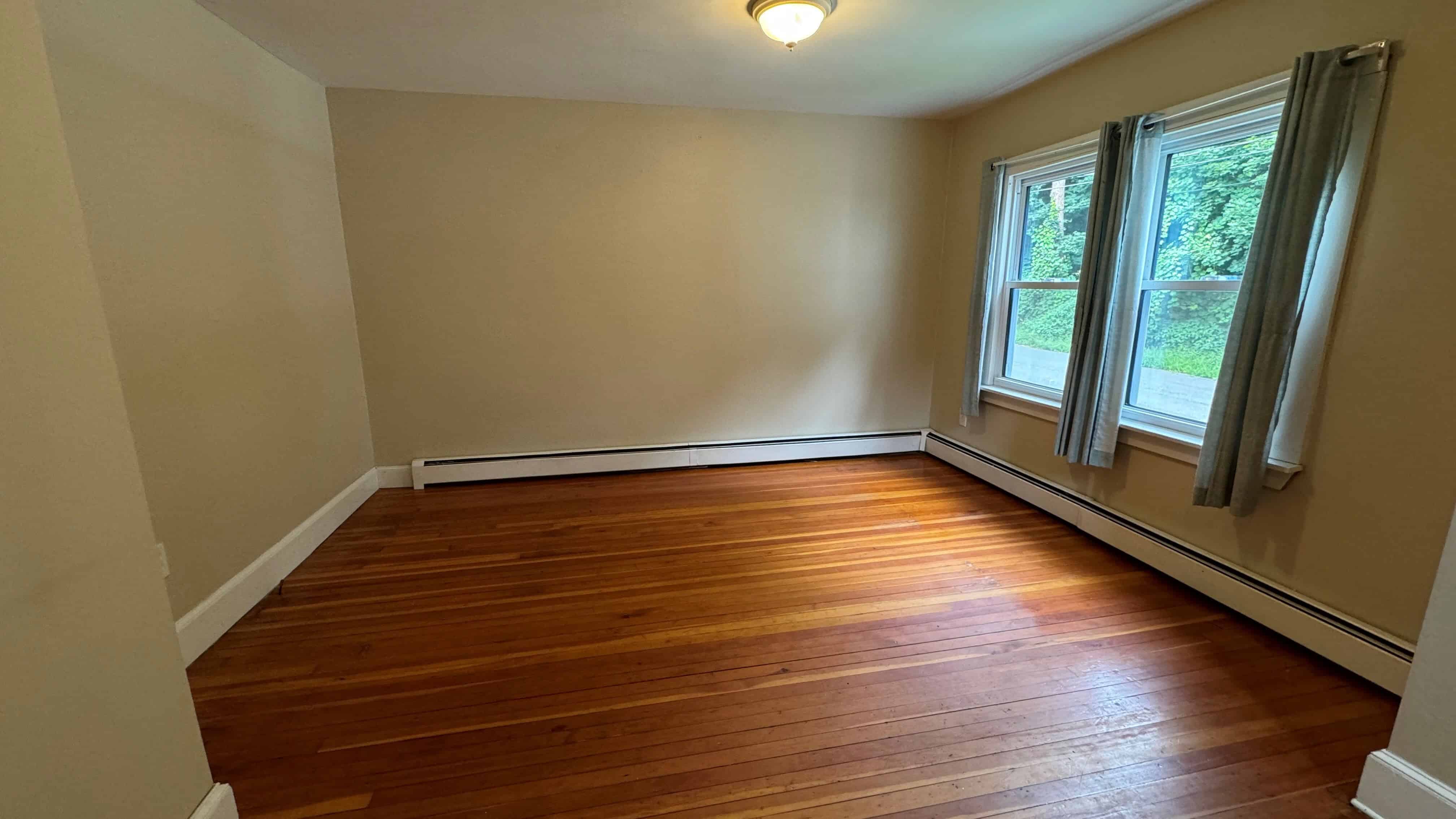 Easthampton MA 01027