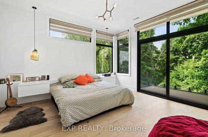 8 Cachet Parkway Markham ON L6C 1G8