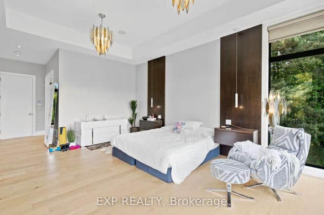 8 Cachet Parkway Markham ON L6C 1G8