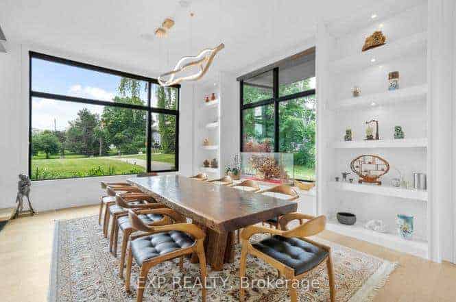 8 Cachet Parkway Markham ON L6C 1G8
