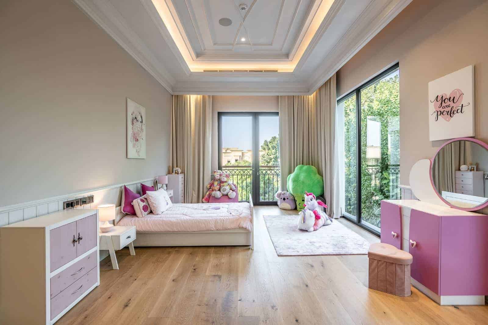 Sector L Emirates Hills Dubai AE