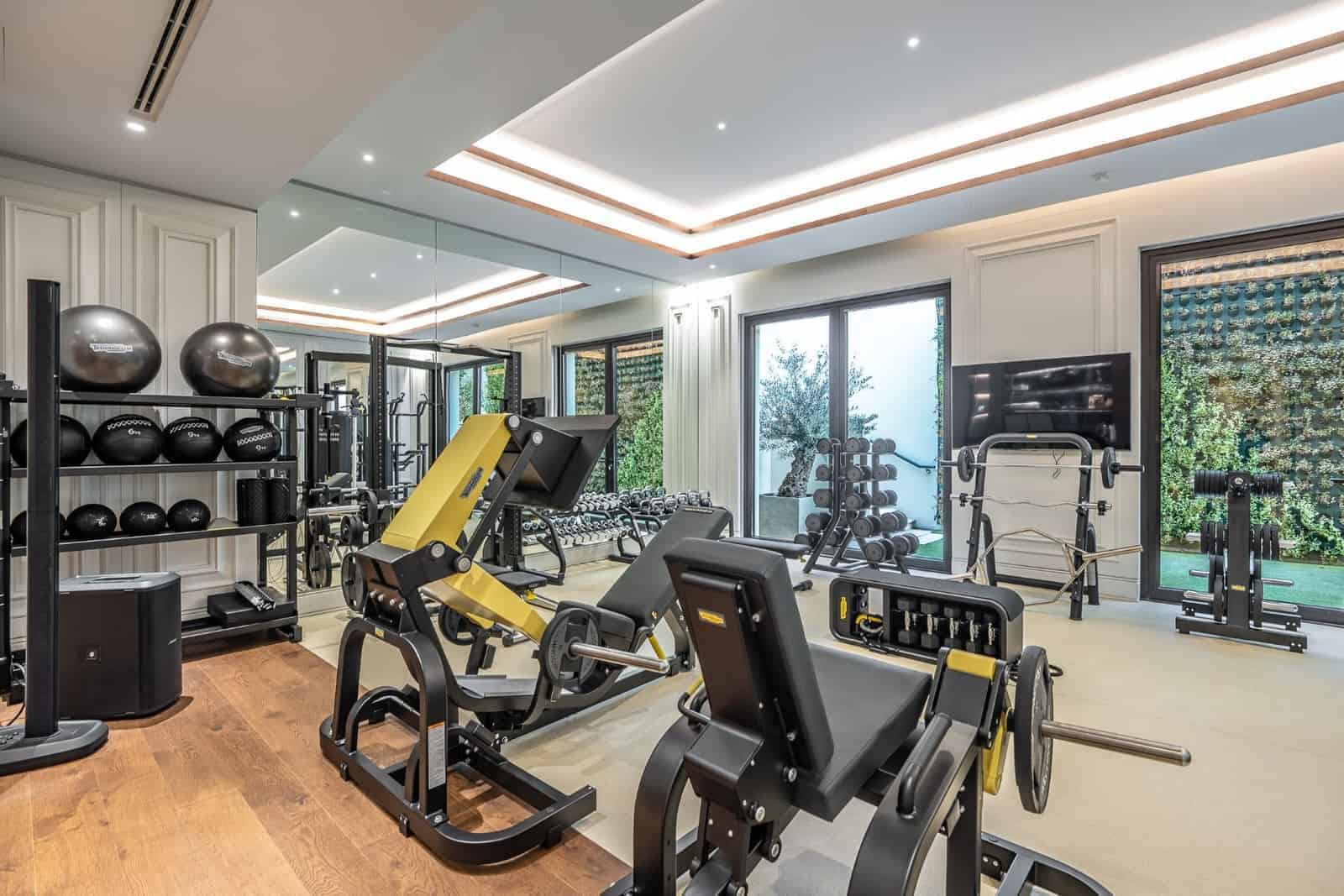 Sector L Emirates Hills Dubai AE