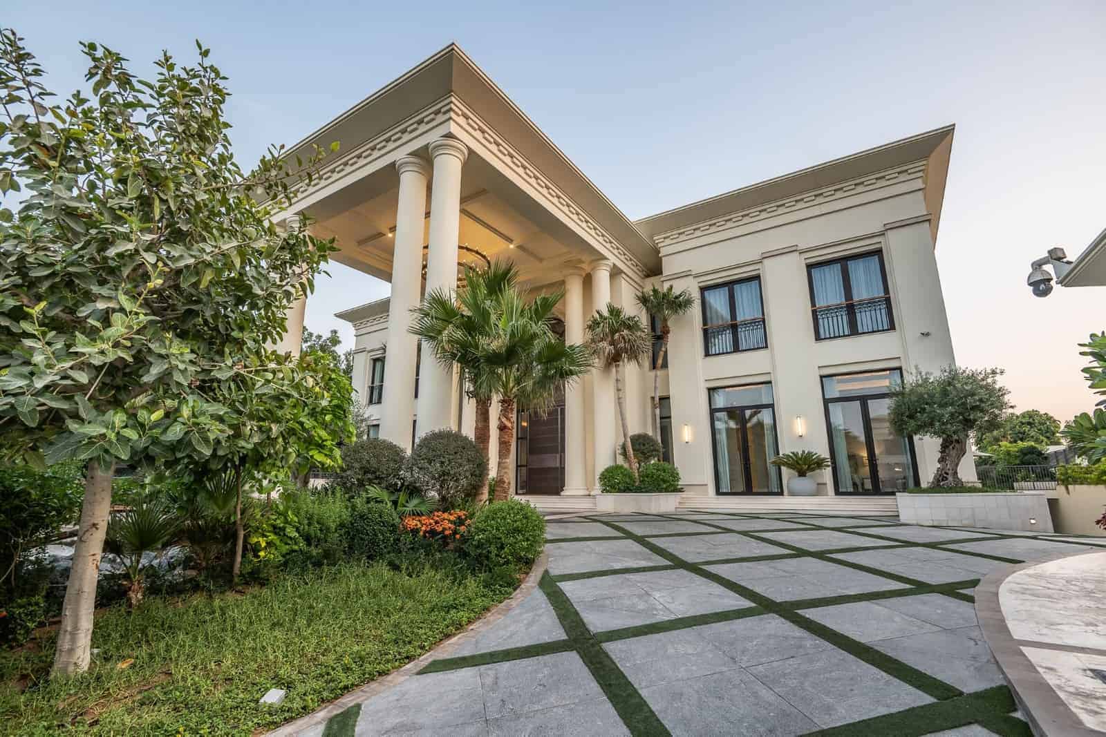 Sector L Emirates Hills Dubai AE