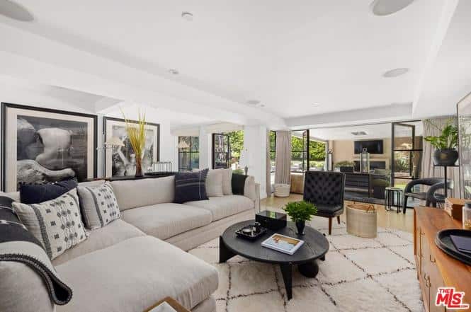 1853 Franklin Canyon Drive Beverly Hills CA 90210