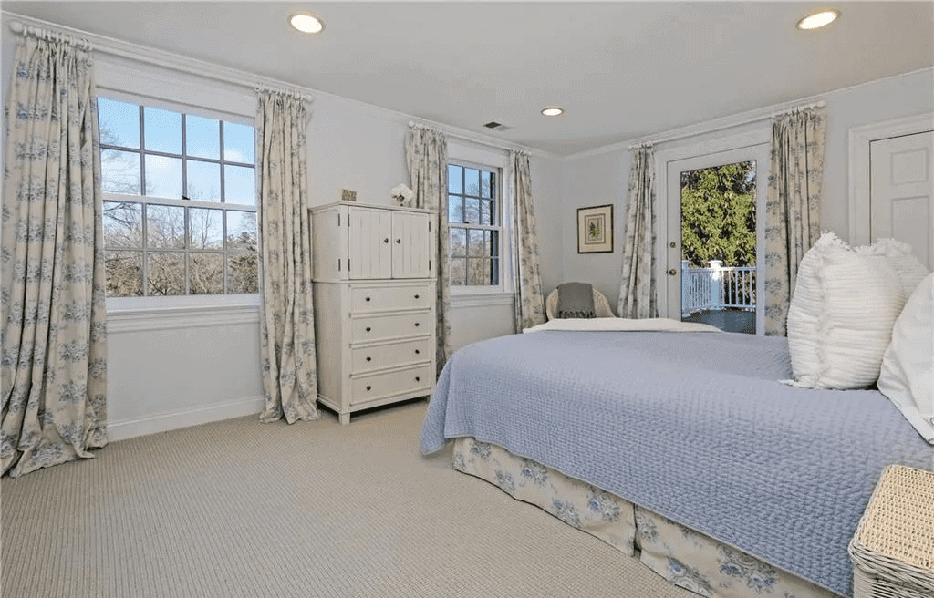 17 Heathcote Road Scarsdale NY 10583