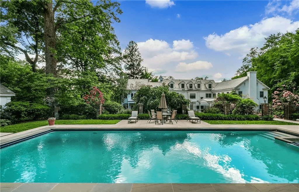 17 Heathcote Road Scarsdale NY 10583
