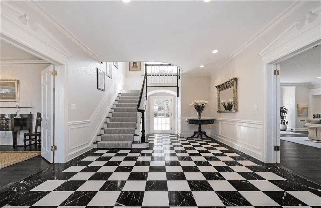 17 Heathcote Road Scarsdale NY 10583