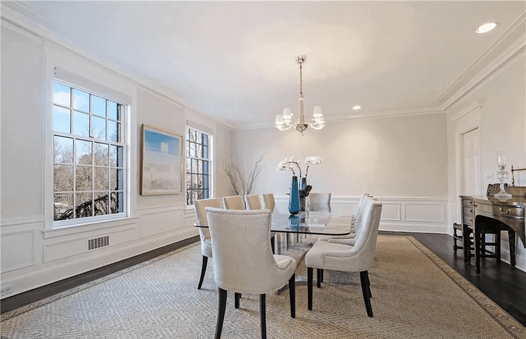 17 Heathcote Road Scarsdale NY 10583