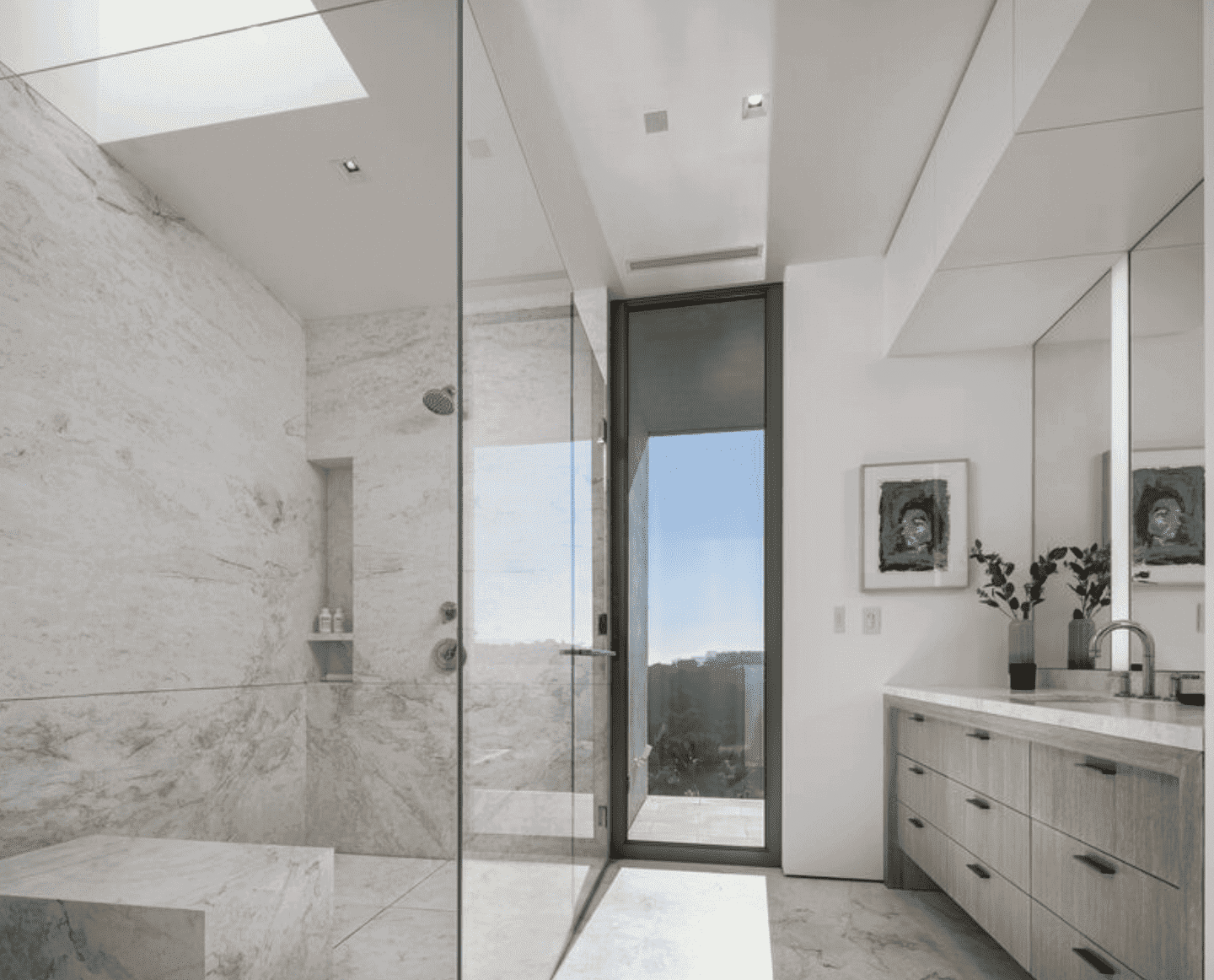 833 Stradella Road Los Angeles CA 90077