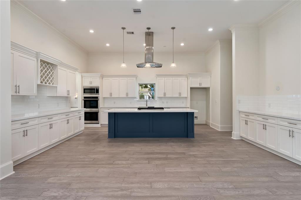 5544 Jessamine Street Houston TX 77081