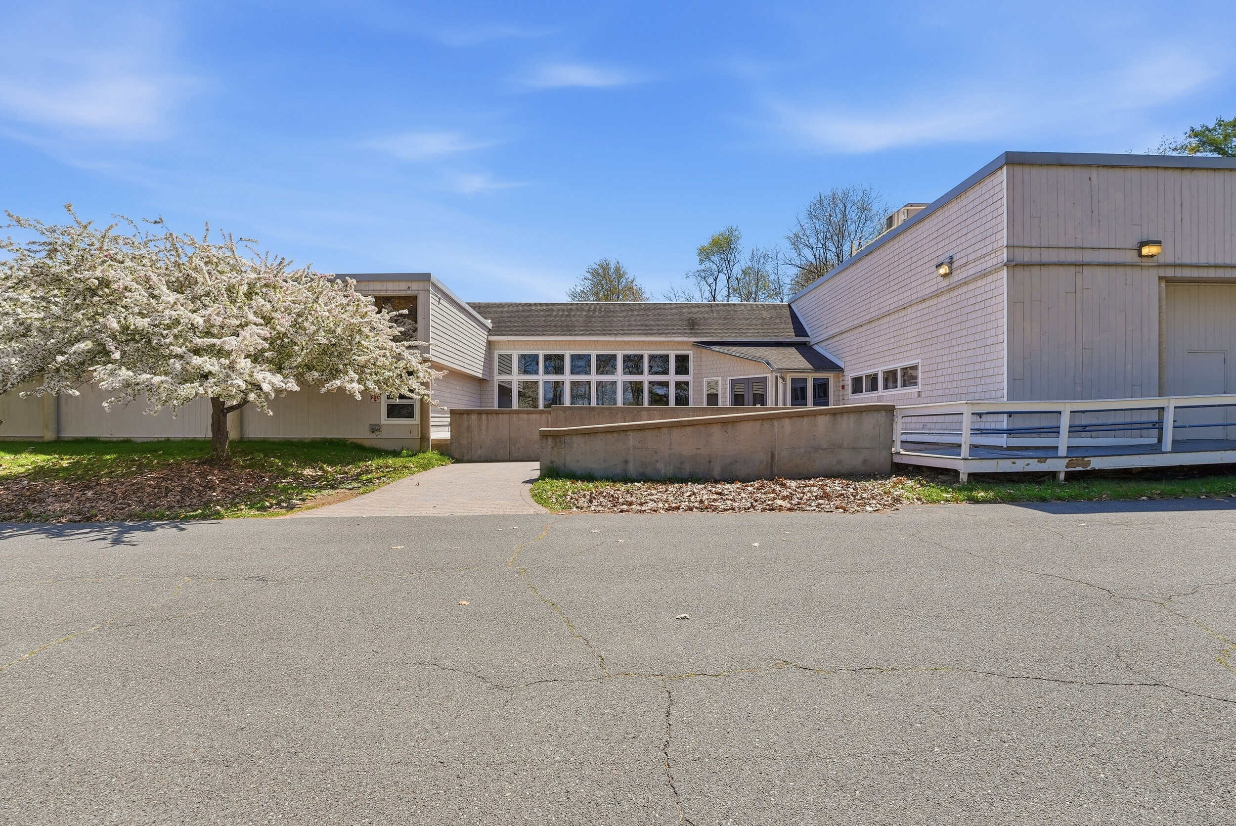 893 West Street Amherst MA