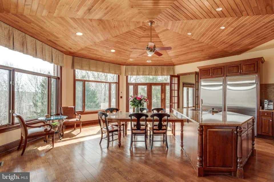 9179 Old Dominion Drive Great Falls VA 22066