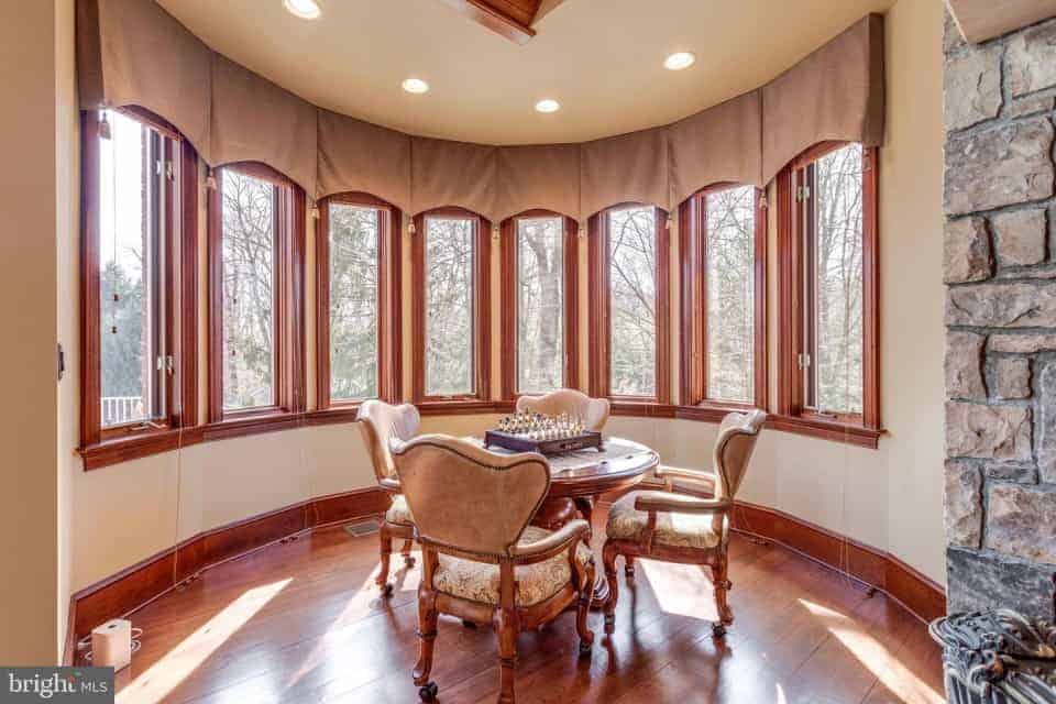 9179 Old Dominion Drive Great Falls VA 22066