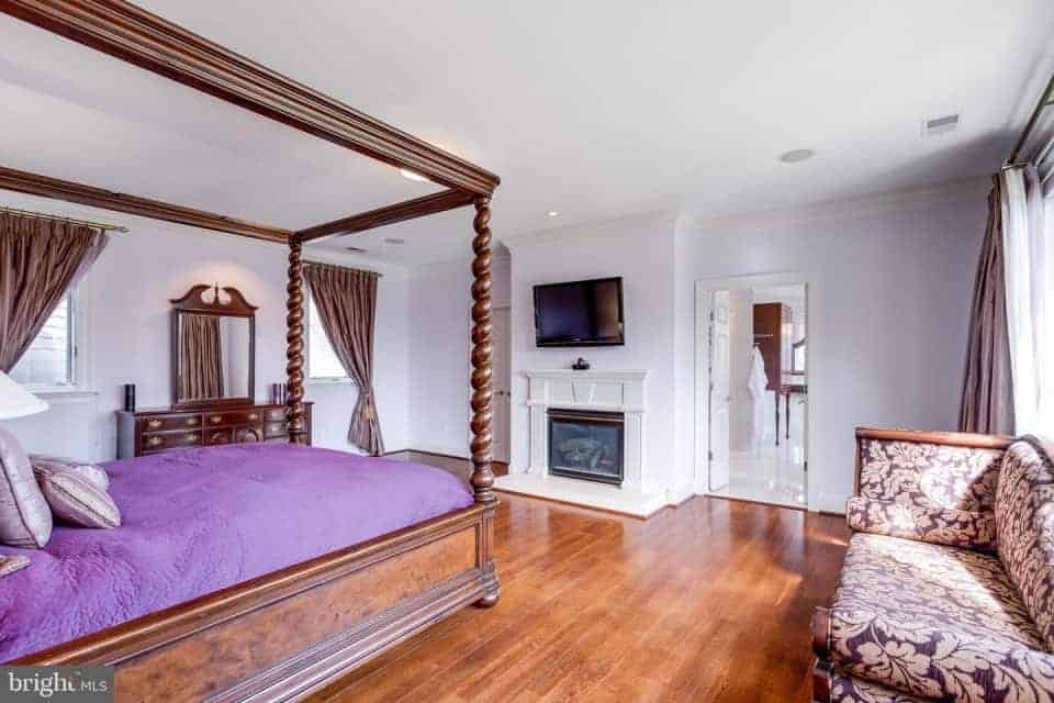 9179 Old Dominion Drive Great Falls VA 22066