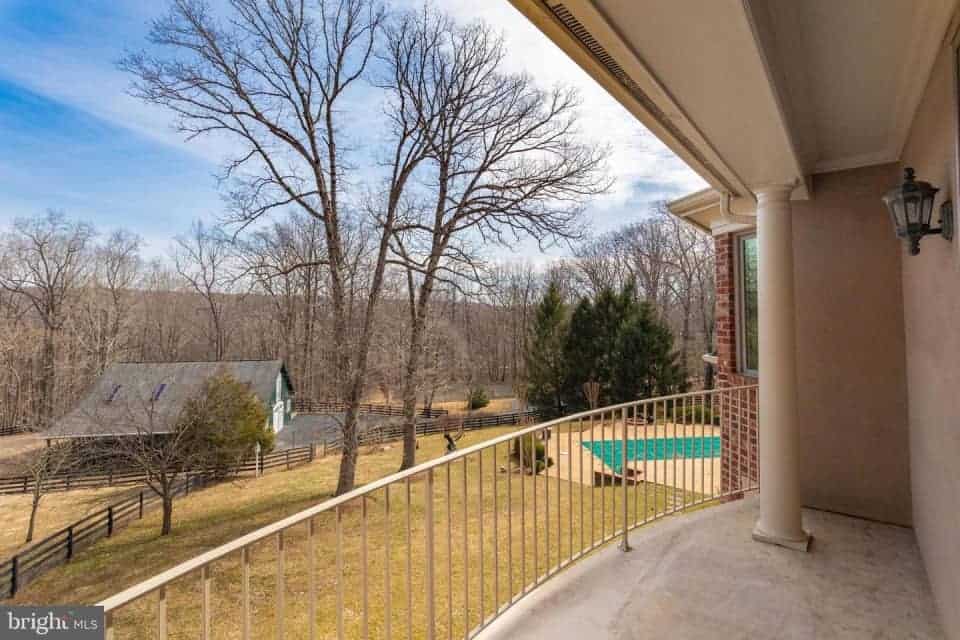 9179 Old Dominion Drive Great Falls VA 22066