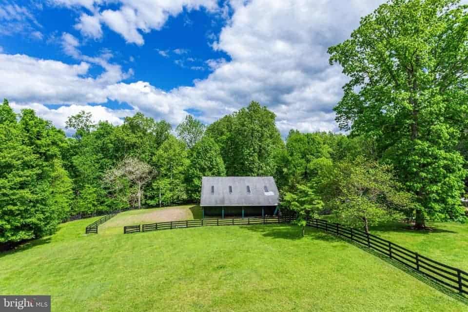 9179 Old Dominion Drive Great Falls VA 22066