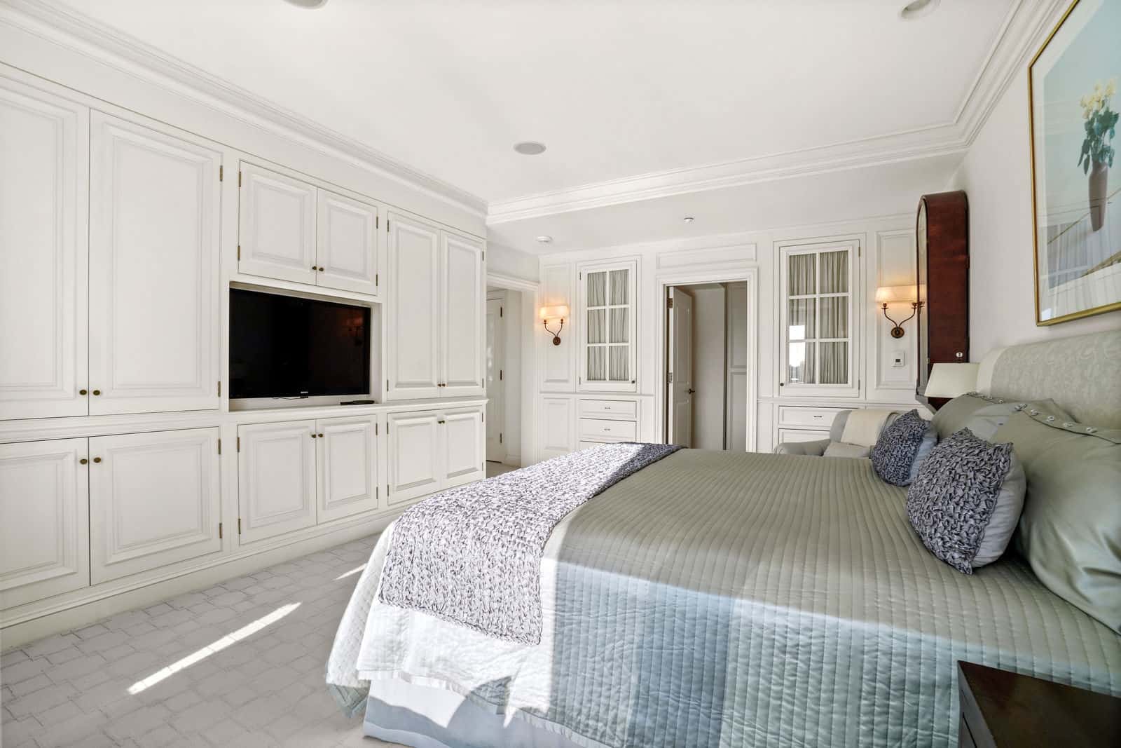 100 Belvidere Street, Unit 11A, Boston, MA 02199