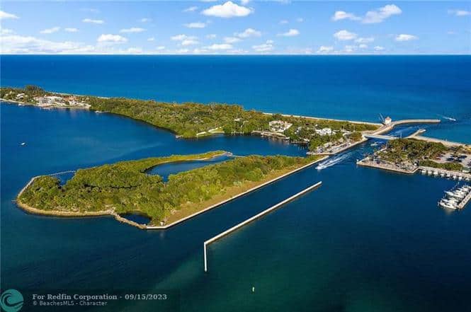 3090 S Ocean Boulevard Manalapan FL 33462