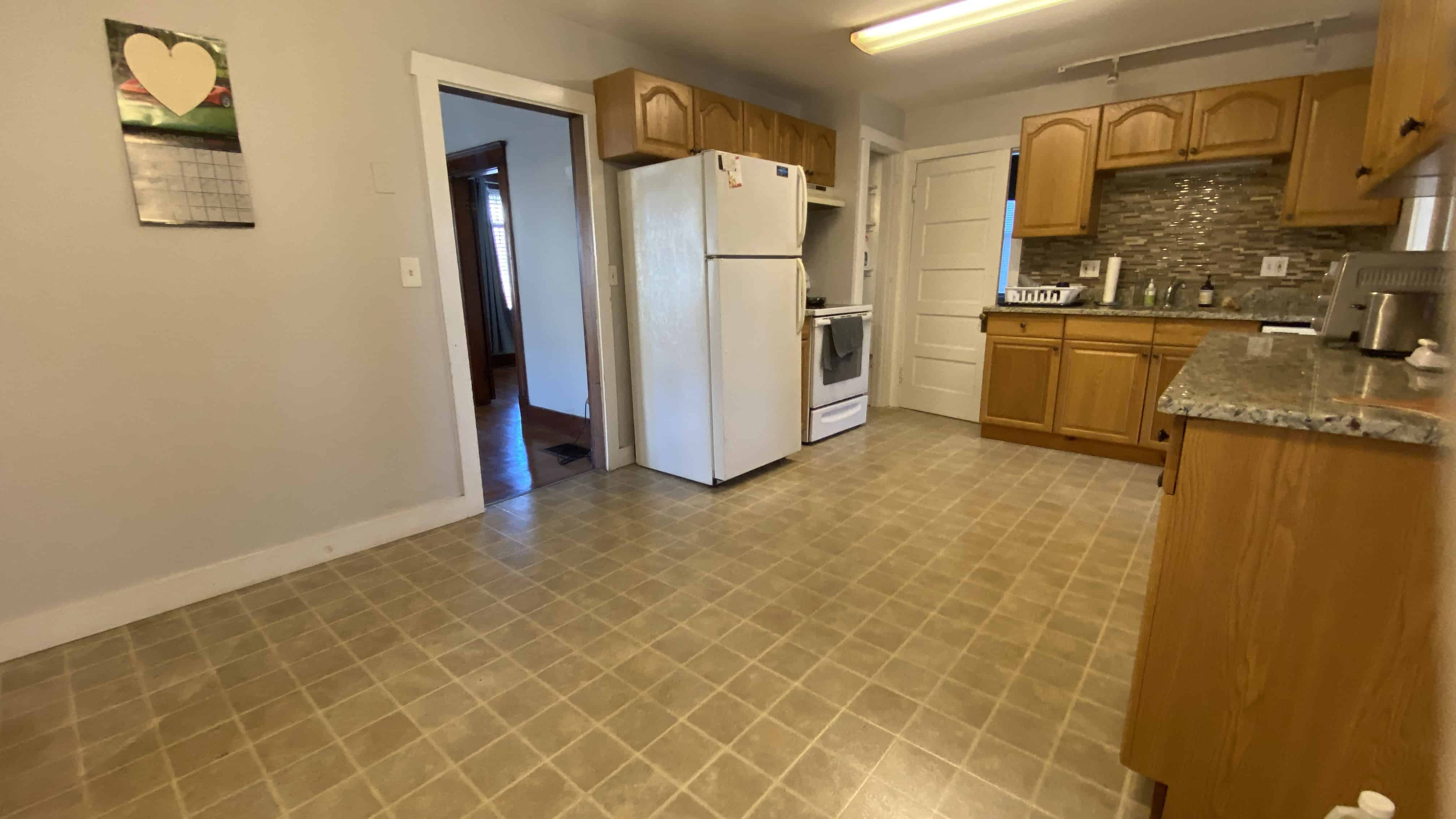 Easthampton MA 01027