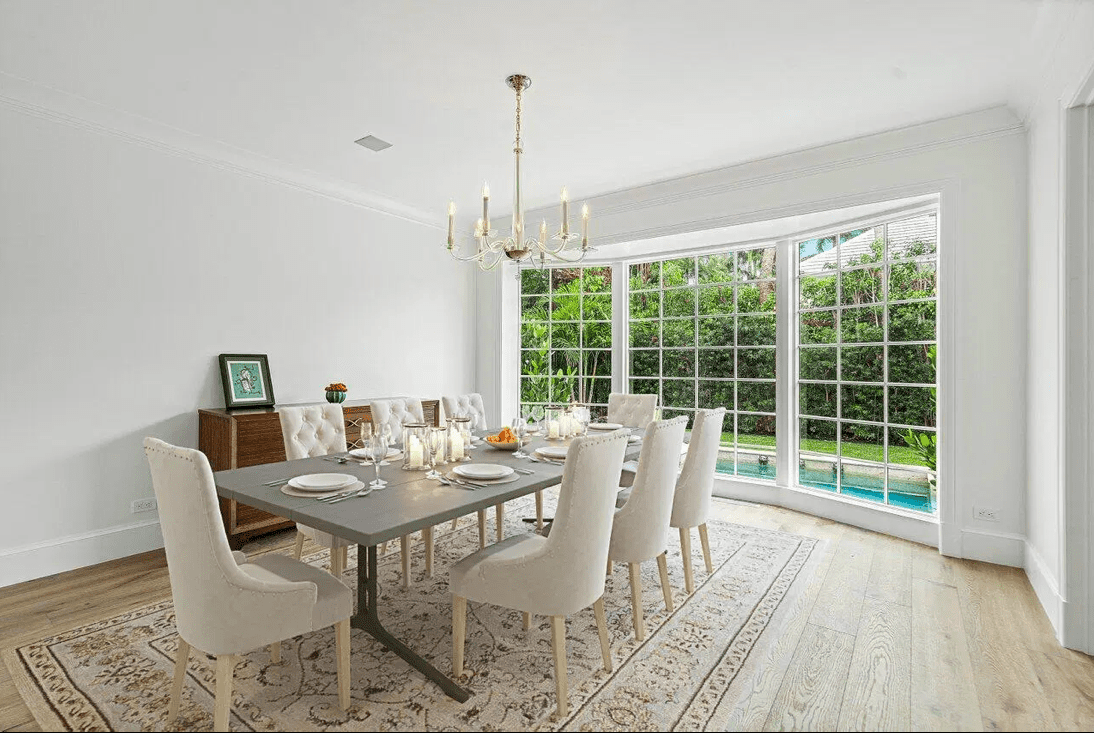 5310 Seaside Place West Vancouver V7W3E2