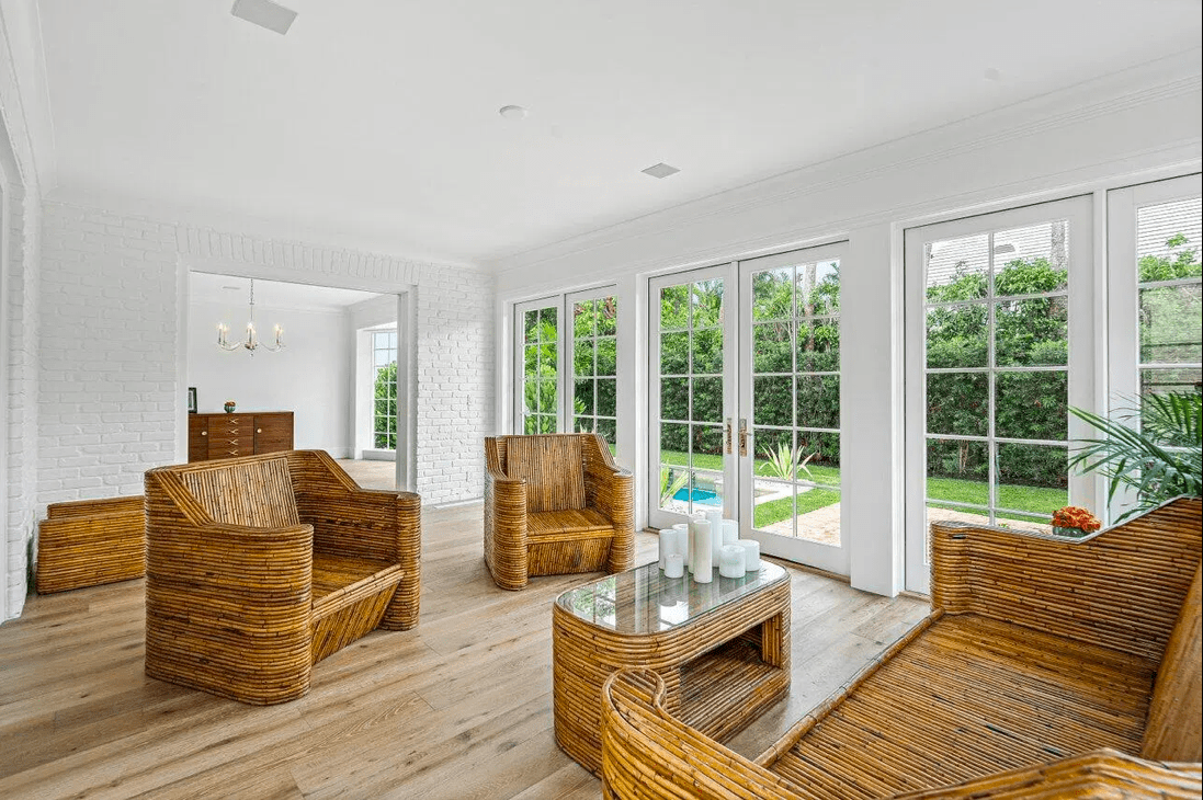 5310 Seaside Place West Vancouver V7W3E2