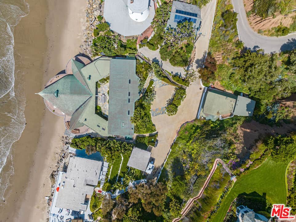 33602 Pacific Coast Highway Malibu CA 90265