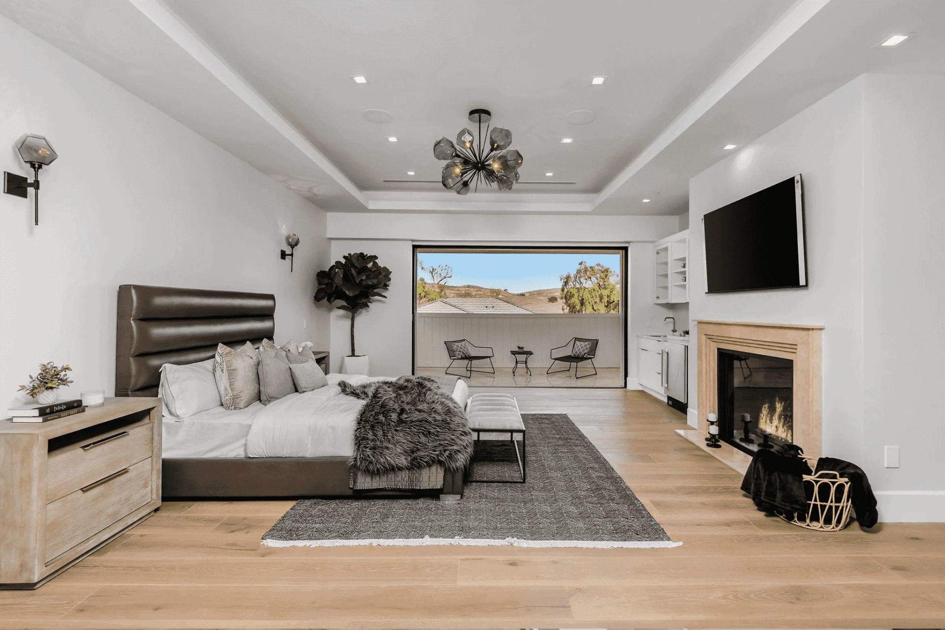 24961 Kit Carson Road Hidden Hills CA 91302