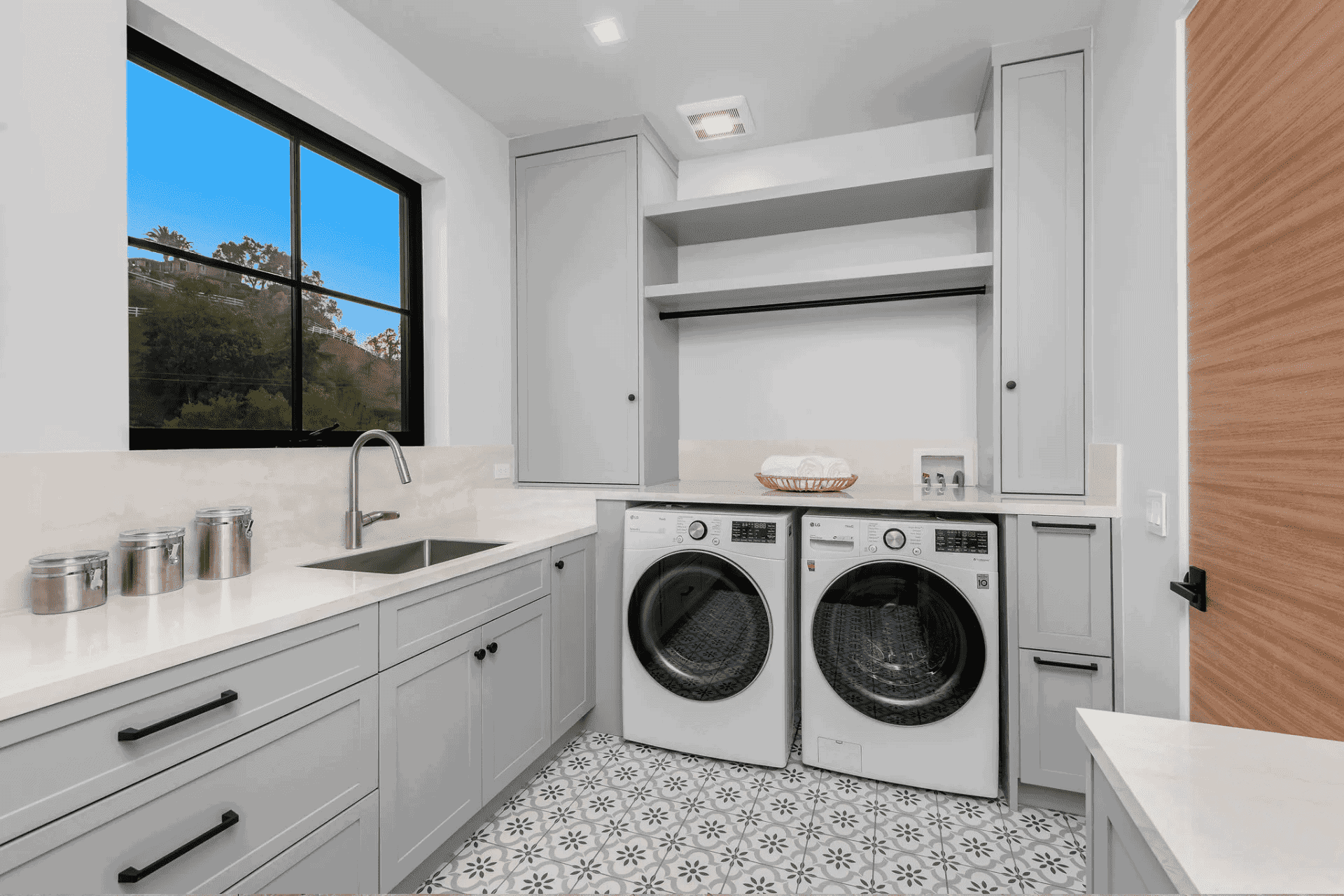 24961 Kit Carson Road Hidden Hills CA 91302