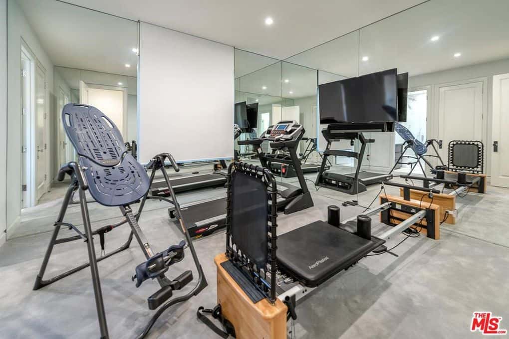 3381 Stone Ridge Lane Los Angeles CA