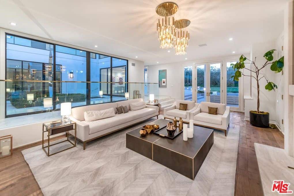 3381 Stone Ridge Lane Los Angeles CA