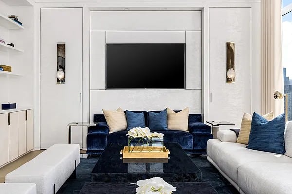 1355 First Ave, Ph Lenox Hill New York City NY 10021