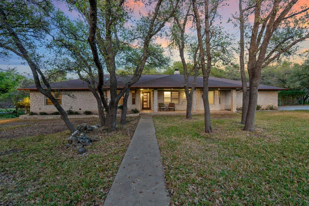 2013 Mayfield Drive Round Rock TX 78681