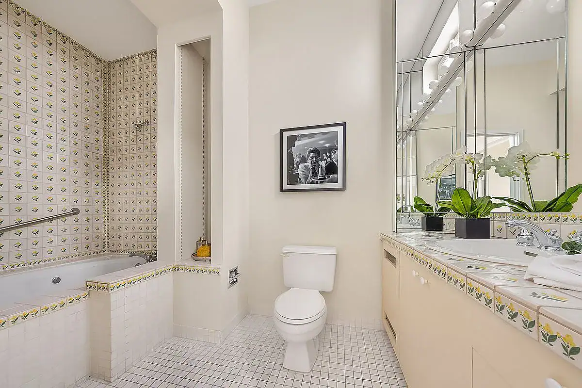 1120 5th Avenue NEW YORK NY 10128